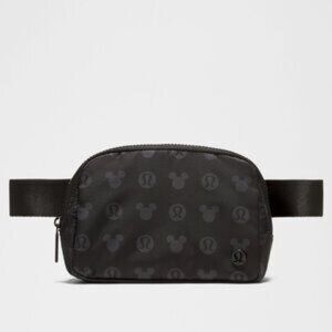 NEW Lululemon X Disney Everywhere Belt Bag